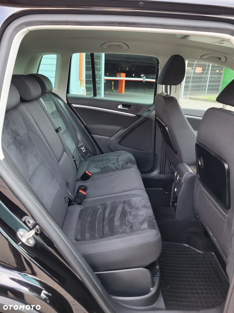 Volkswagen Tiguan 2.0 TDI DPF 4Motion BlueMotion Technology DSG Sport & Style - 10