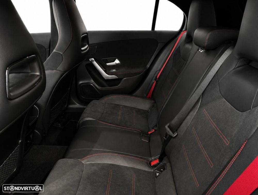 Mercedes-Benz A 45 AMG 4Matic+ - 5