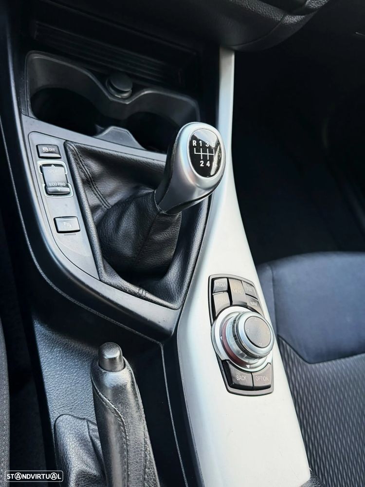 BMW 118 d Urban Line - 18