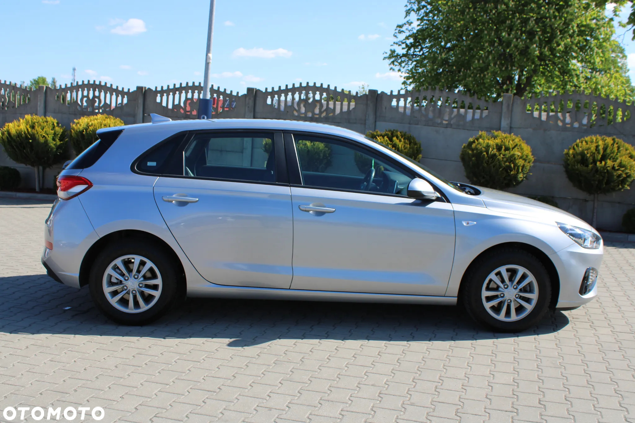 Hyundai i30 1.5 DPI Classic + - 11