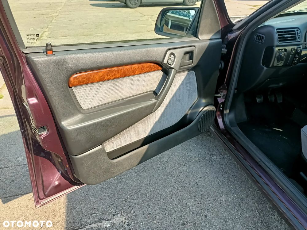 Opel Vectra 2.0 CDX - 18