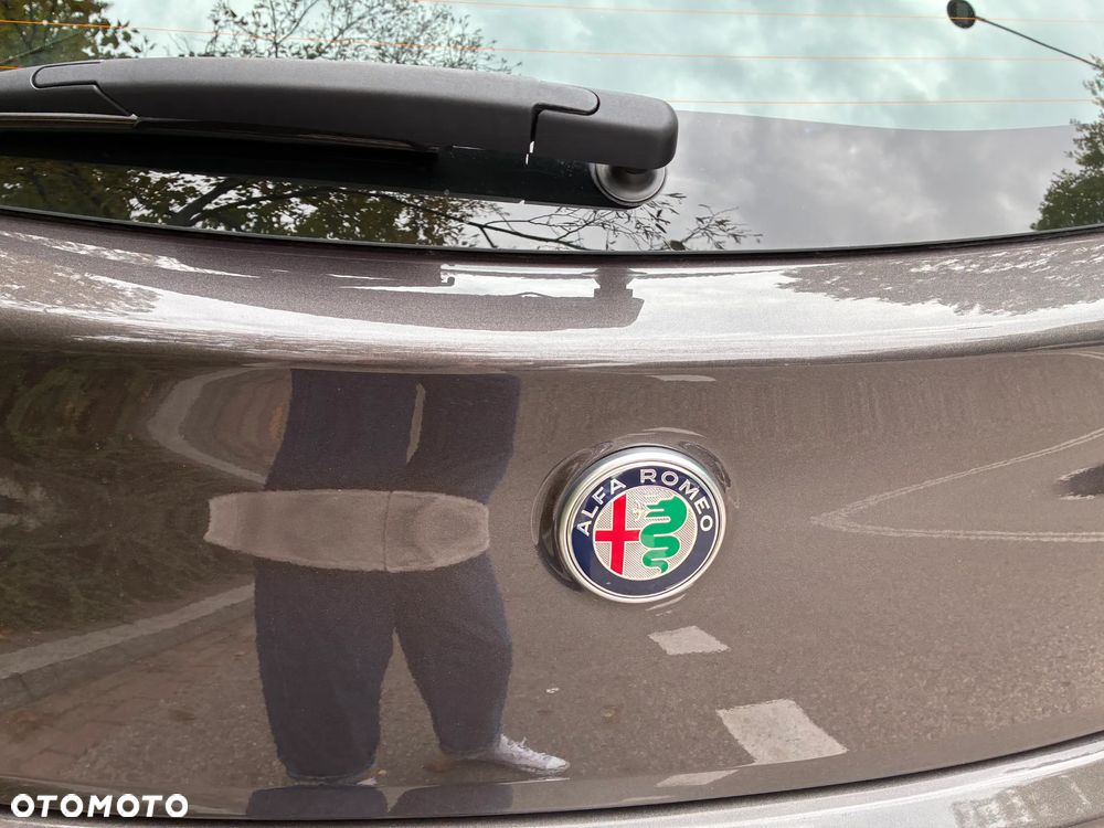 Alfa Romeo Mito 1.4 Distinctive EU6 - 7