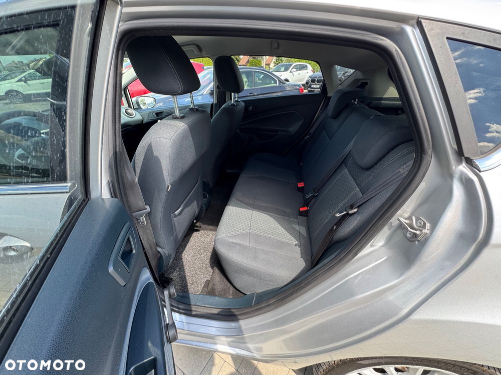 Ford Fiesta 1.4 Titanium - 19