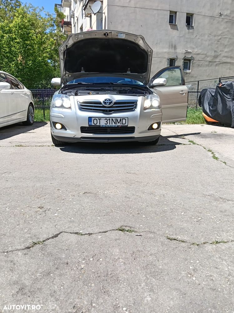 Toyota Avensis 2.2 D-CAT Executive - 7