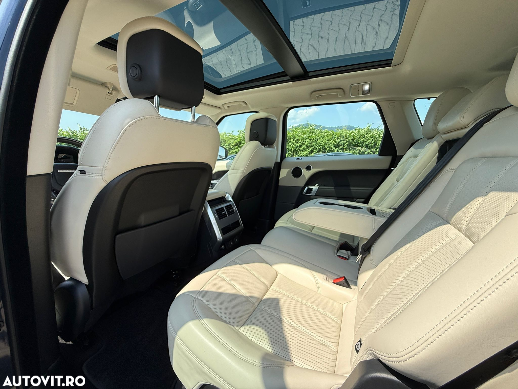 Land Rover Range Rover Sport 2.0 L PHEV HSE Dynamic - 8