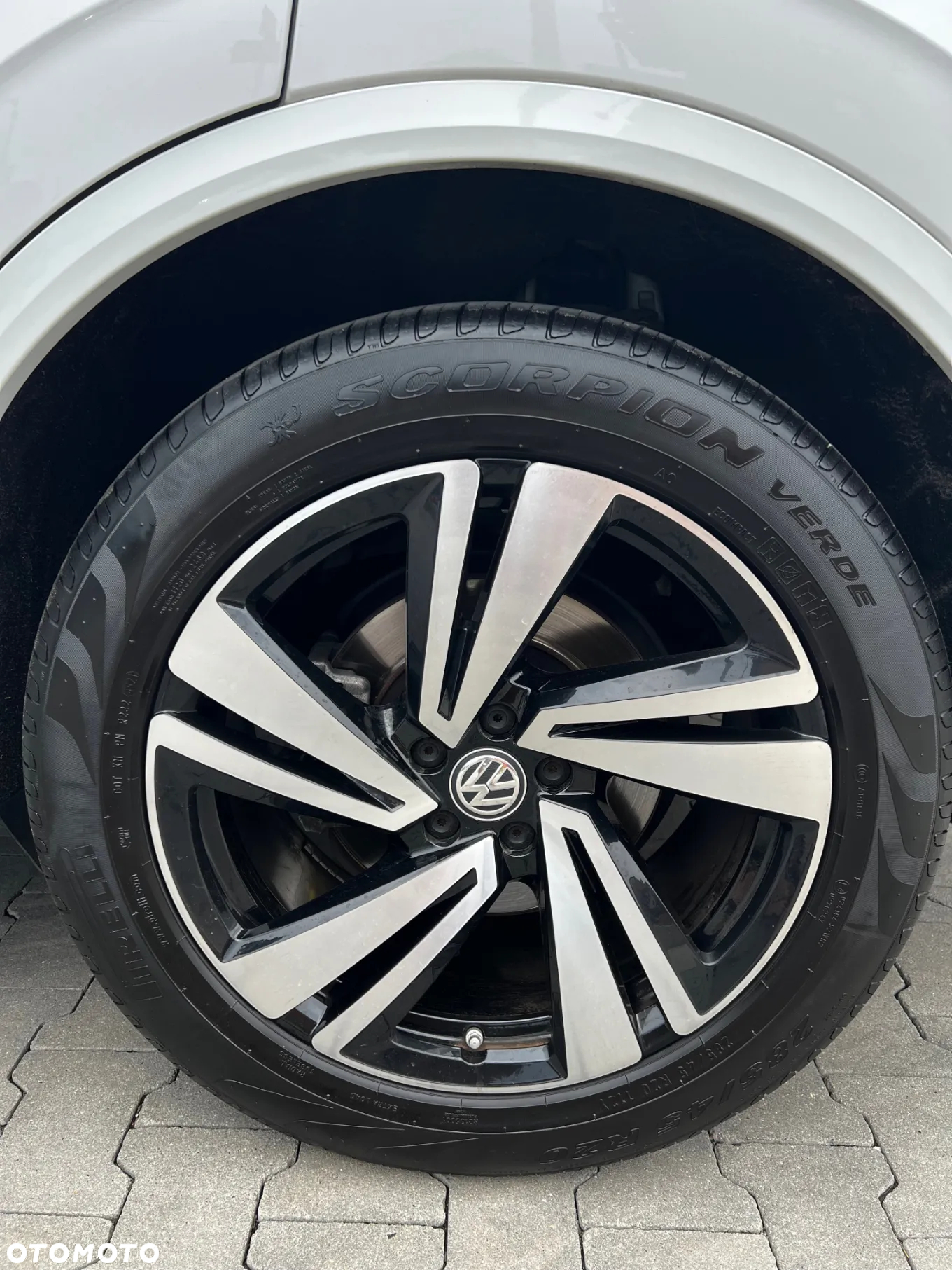 Volkswagen Touareg 3.0 V6 TDI 4Motion R-Line - 6