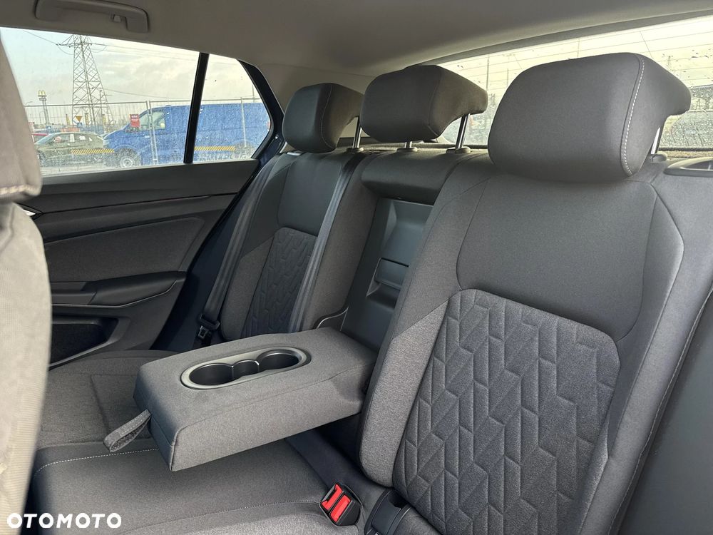 Volkswagen Golf 1.5 TSI EHybrid PHEV 150kW Life Plus DSG - 20