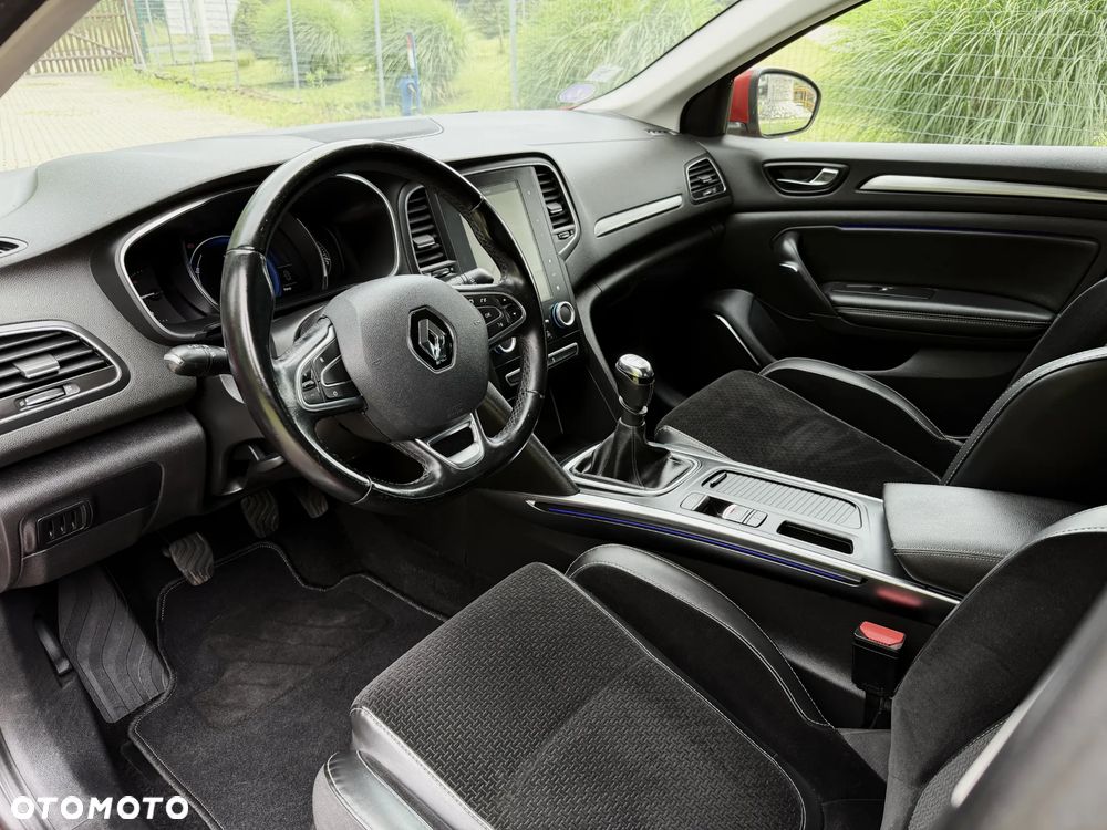 Renault Megane ENERGY TCe 130 Start & Stop LIMITED - 10