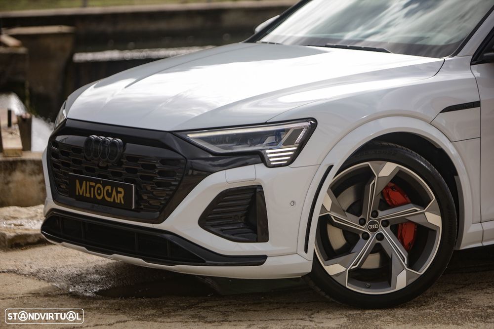 Audi SQ8 Sportback e-tron quattro - 22