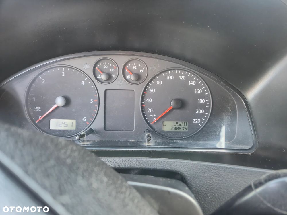 Volkswagen Transporter T5 - 13