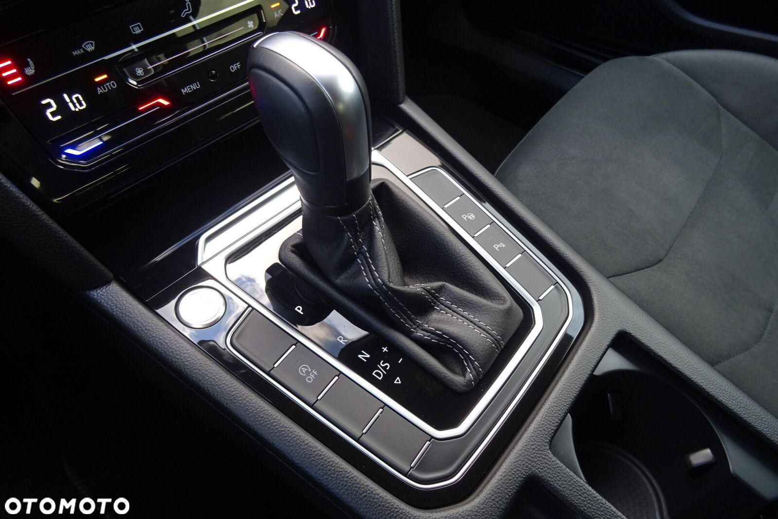 Volkswagen Arteon 2.0 TDI R-Line DSG - 21