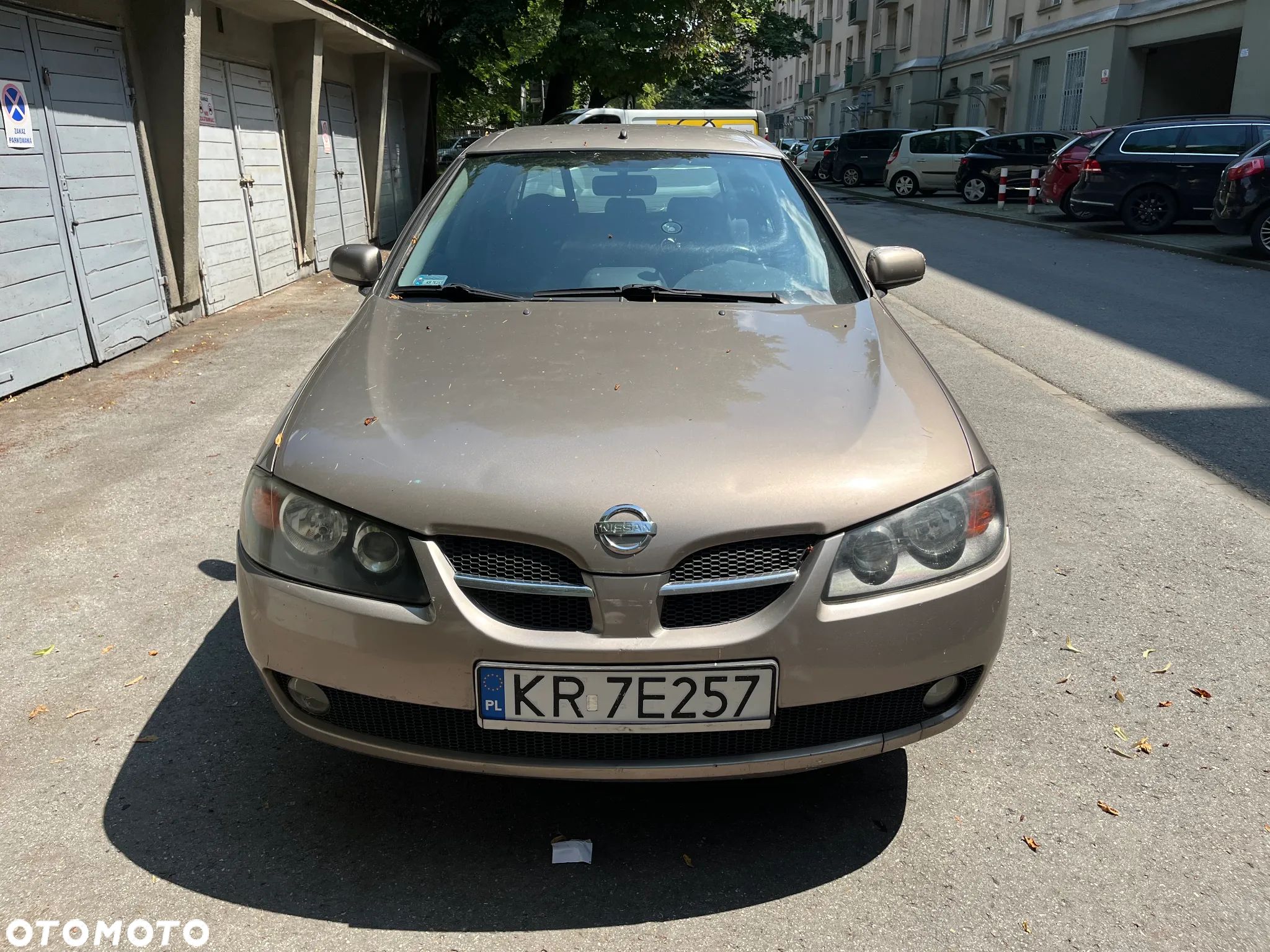 Nissan Almera II 1.8 Visia - 1