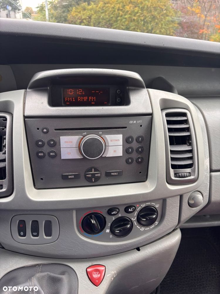 Opel Vivaro - 6