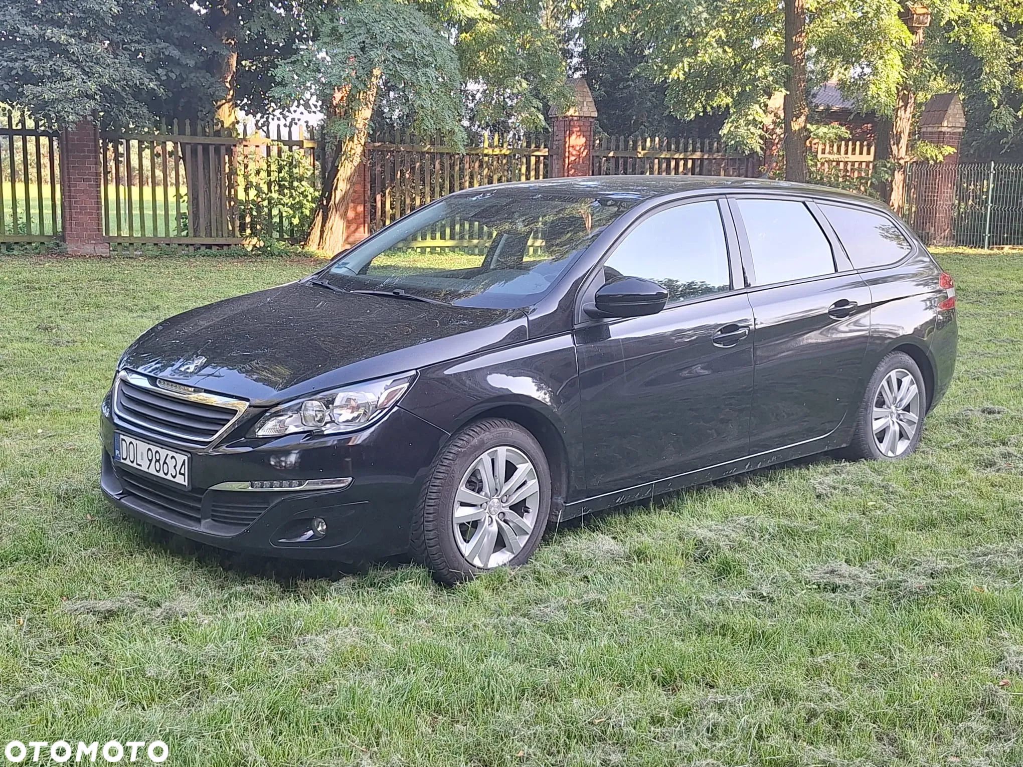 Peugeot 308 - 1