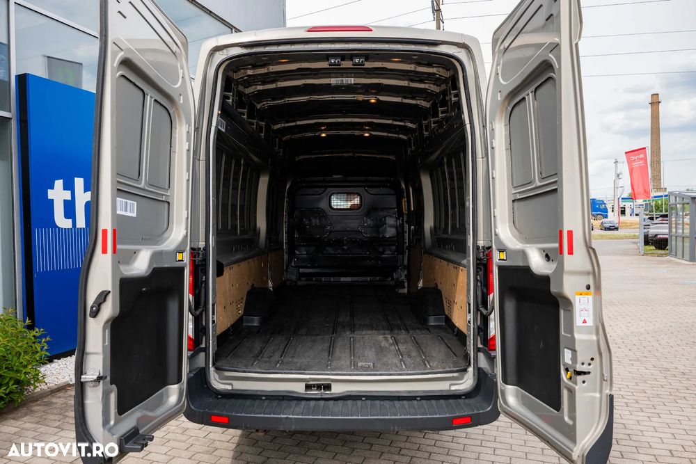 Ford Transit Van Jumbo 15.1MC - 10
