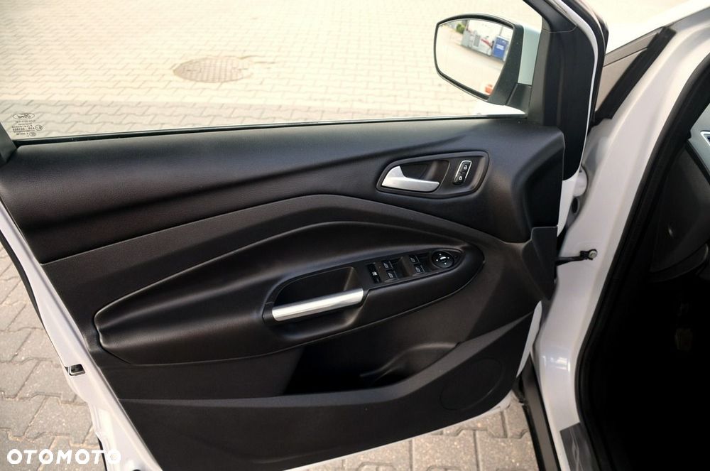 Ford Kuga - 14
