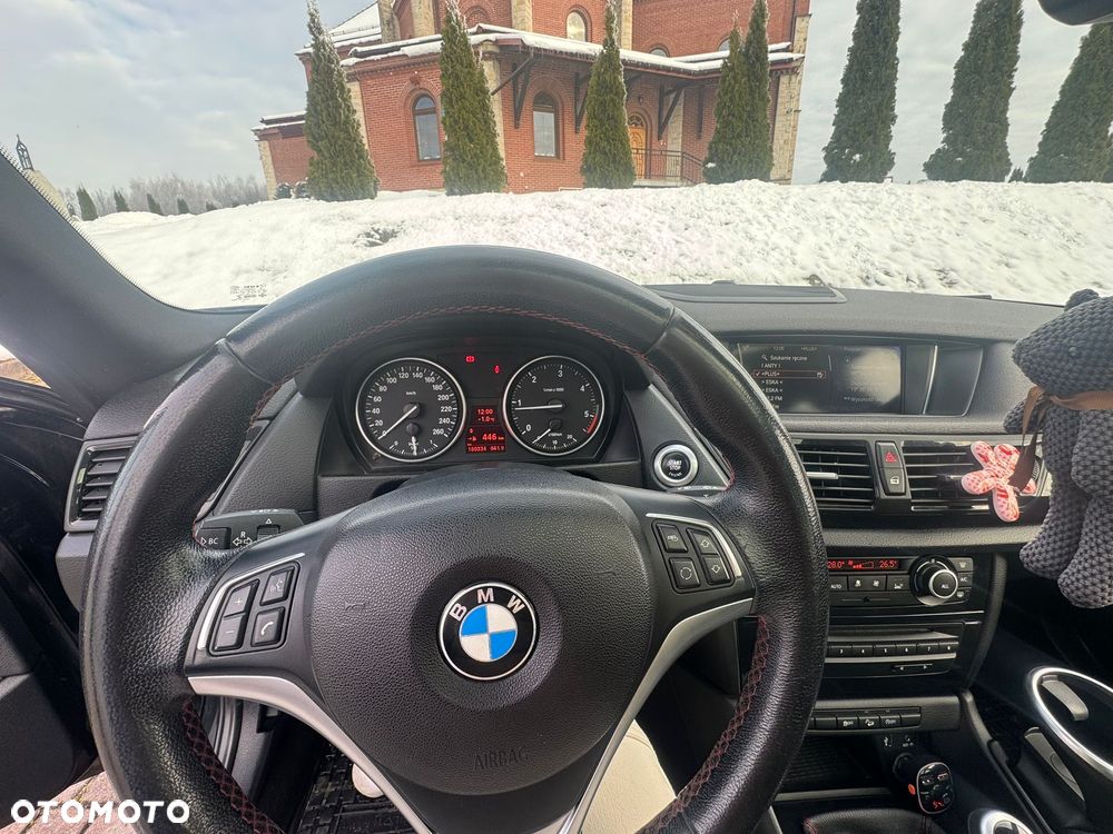 BMW X1 xDrive20d Sport Line - 13