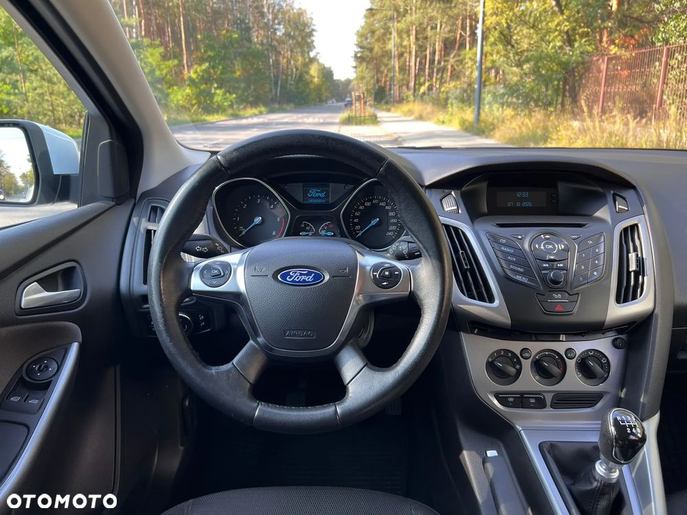 Ford Focus - 8