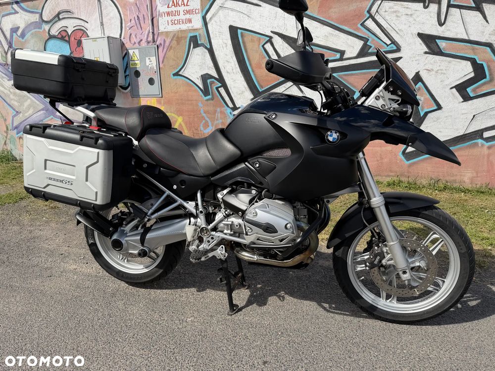BMW R - 1