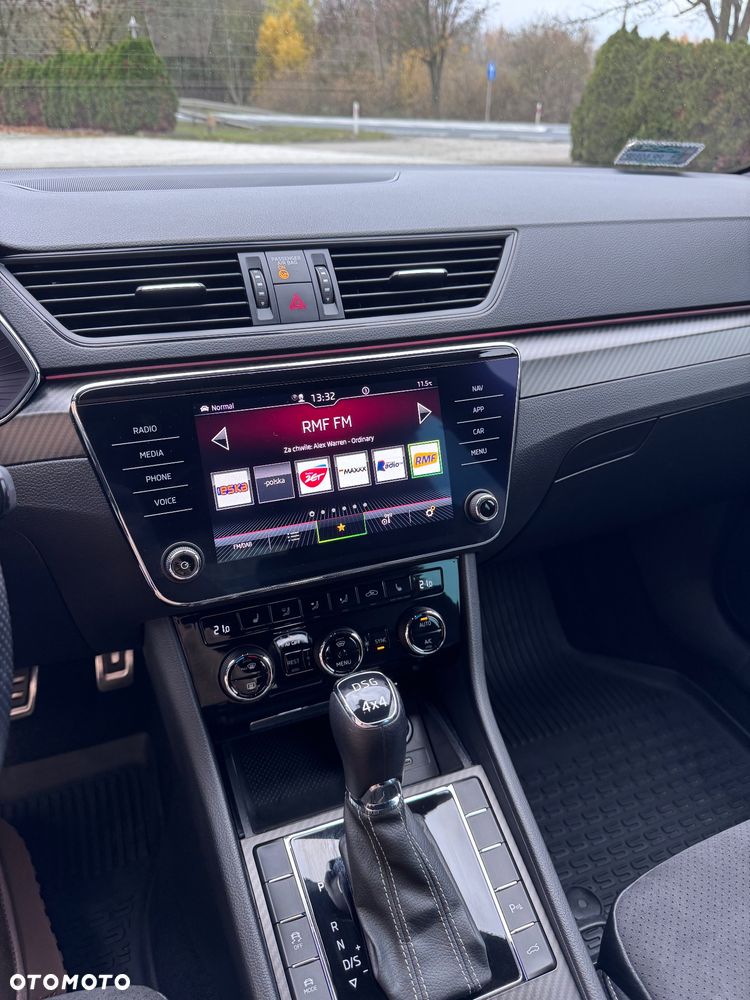 Skoda Superb 2.0 TDI SCR 4x4 Sportline DSG - 7