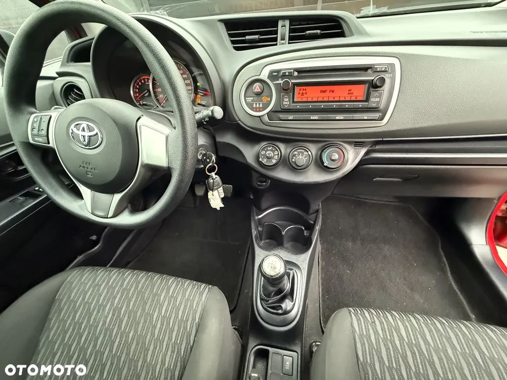 Toyota Yaris - 9