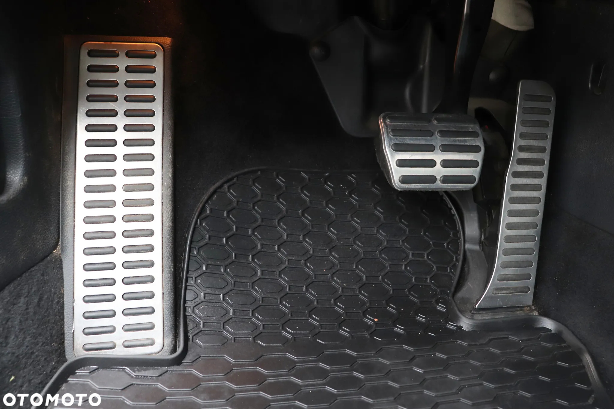 Volkswagen Golf - 17