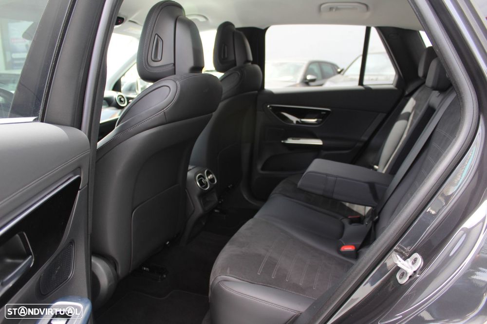 Mercedes-Benz GLC 300 de 4Matic - 16
