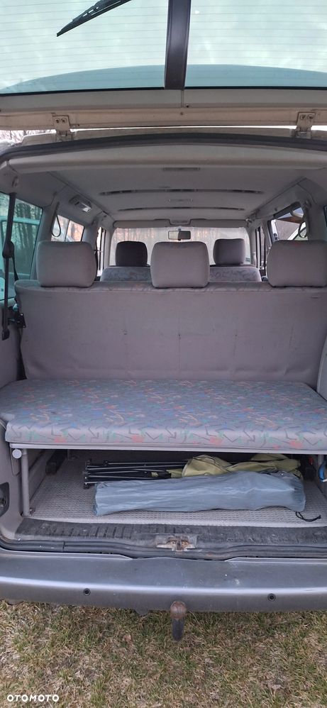 Volkswagen Multivan Standard - 5