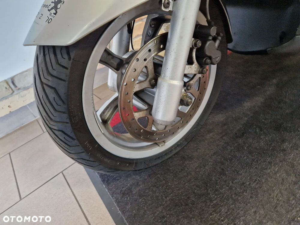 Peugeot Satelis - 12