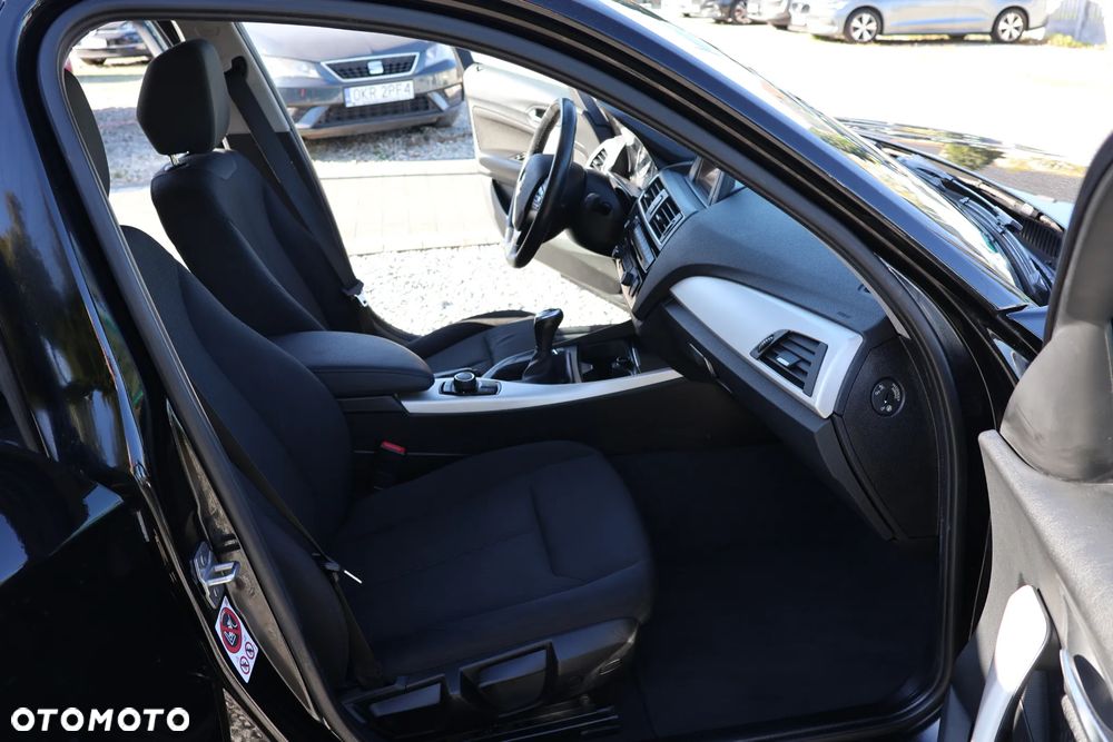 BMW Seria 1 116i Edition Metropolitan - 9