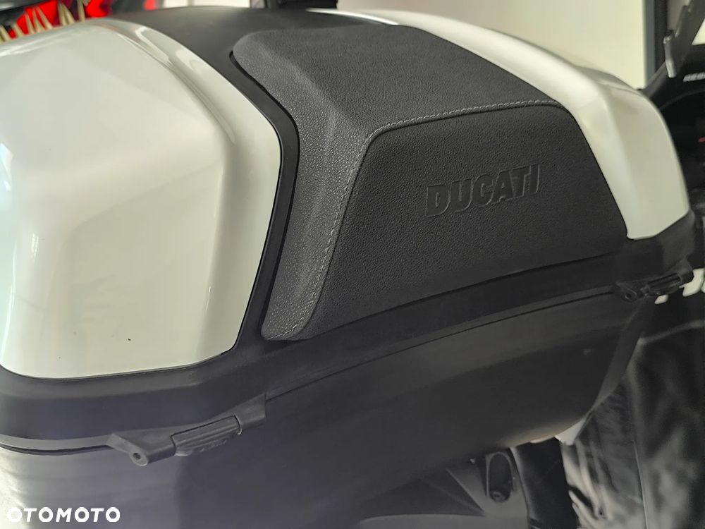Ducati Multistrada - 21