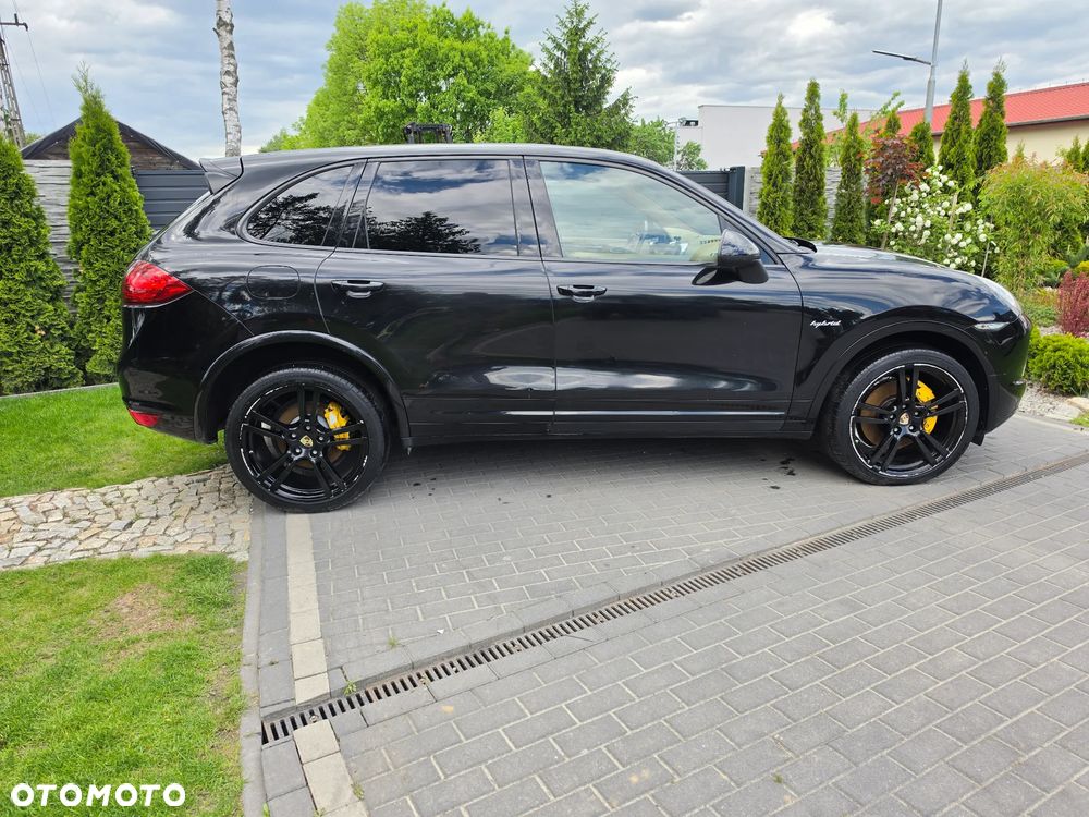 Porsche Cayenne S Hybrid - 4