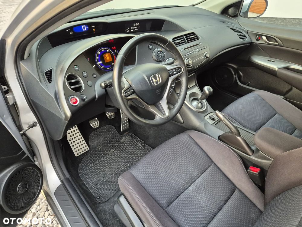Honda Civic 1.4 i-VTEC Elegance - 19