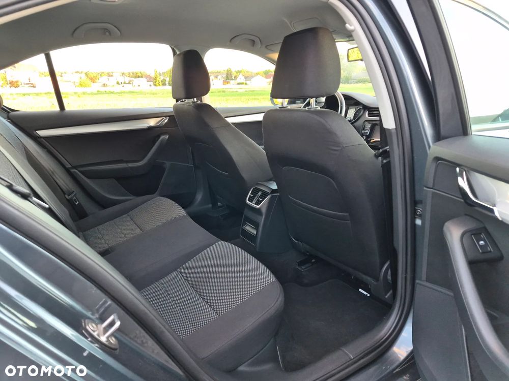 Skoda Octavia 1.6 TDI Green tec Elegance - 6