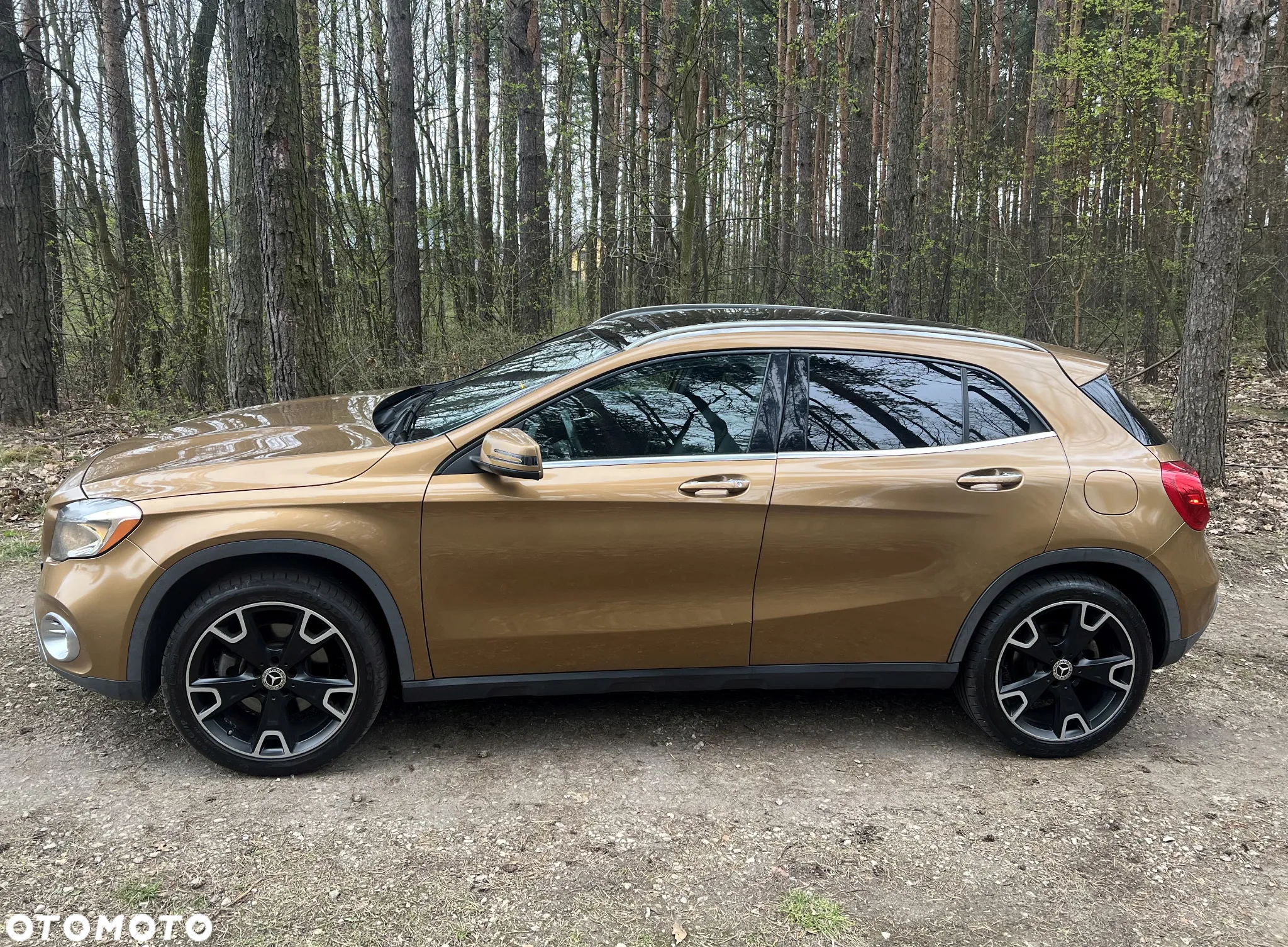 Mercedes-Benz GLA 250 4Matic 7G-DCT UrbanStyle Edition - 12