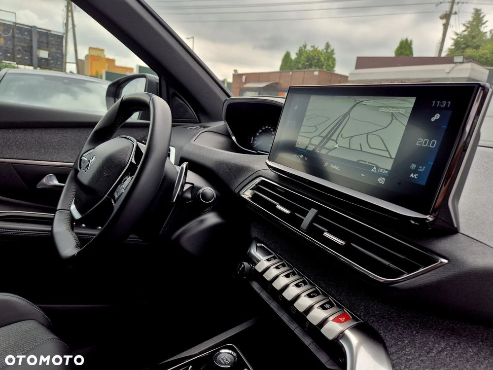 Peugeot 5008 - 13