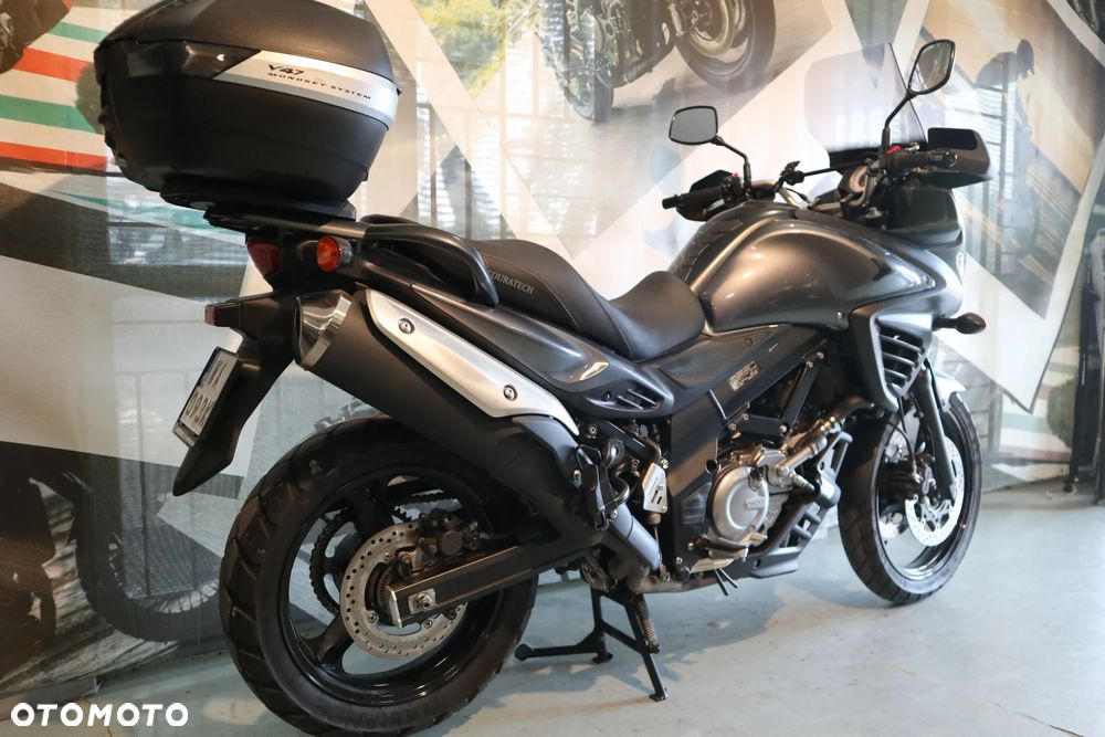 Suzuki V-STROM - 16