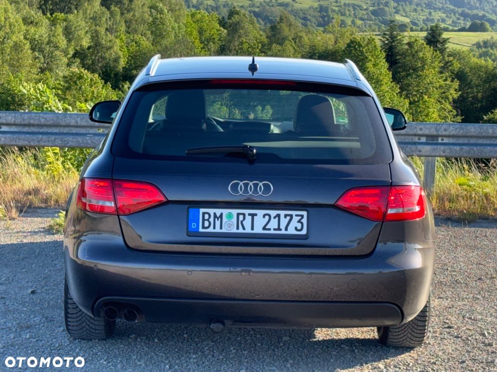 Audi A4 Avant 2.0 TDI DPF Attraction - 10
