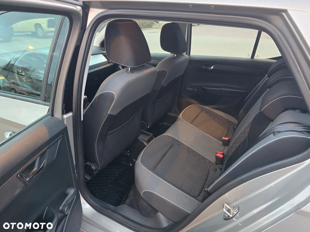Skoda Fabia 1.0 Ambition - 12