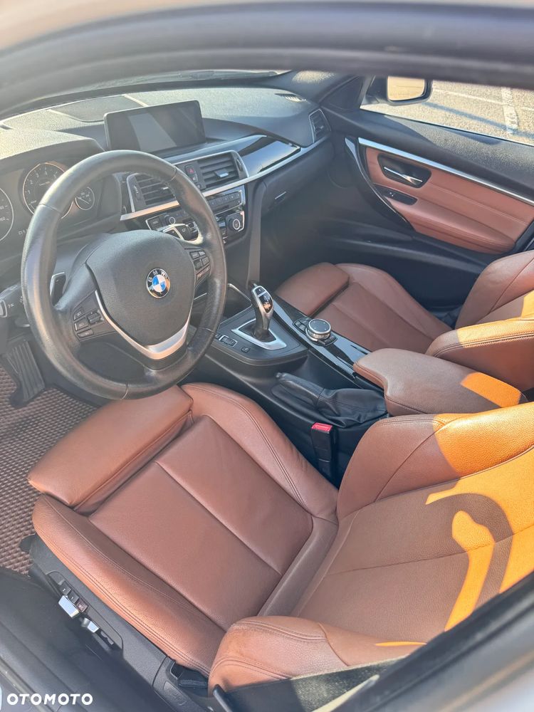 BMW Seria 3 330i Edition Luxury Line Purity - 7