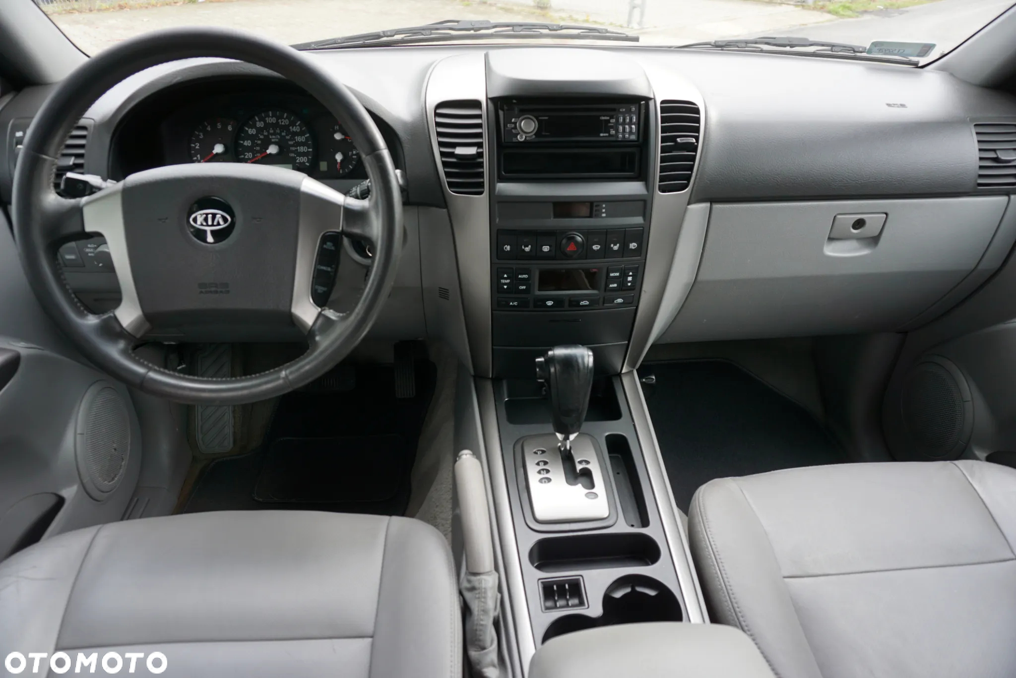 Kia Sorento 2.5 CRDi LX - 12