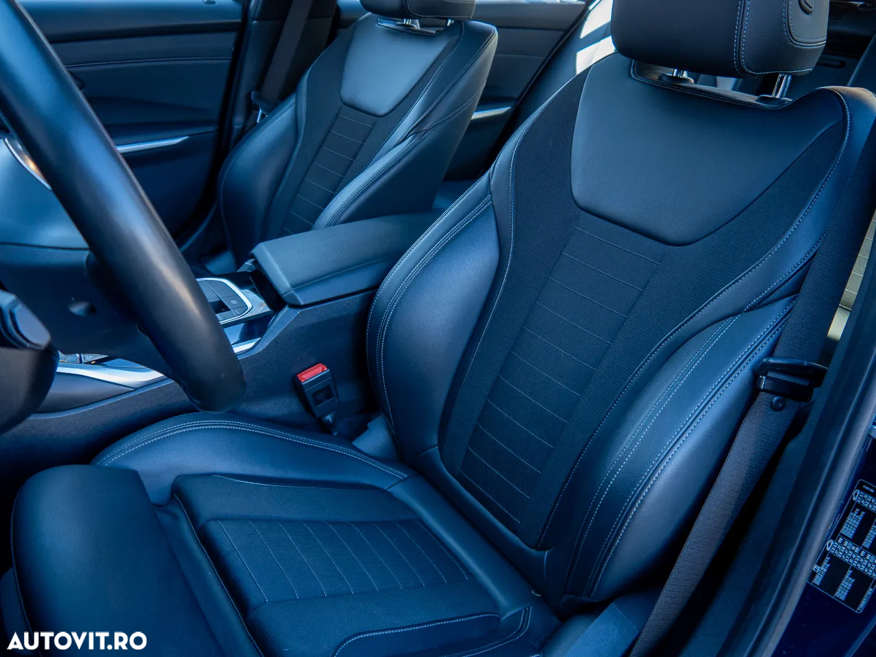 BMW Seria 3 330i AT - 6