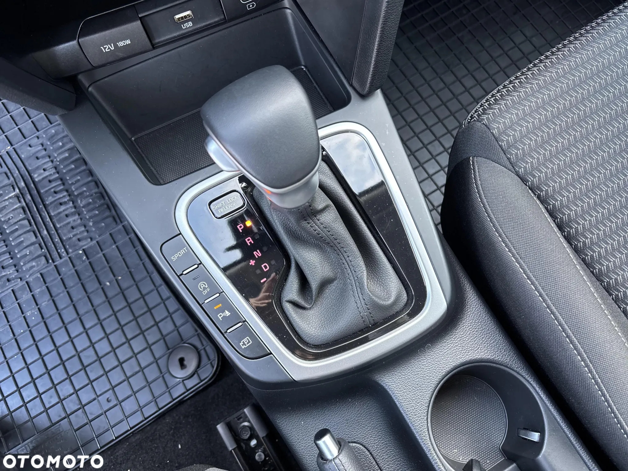 Kia Ceed 1.5 T-GDI M DCT - 16
