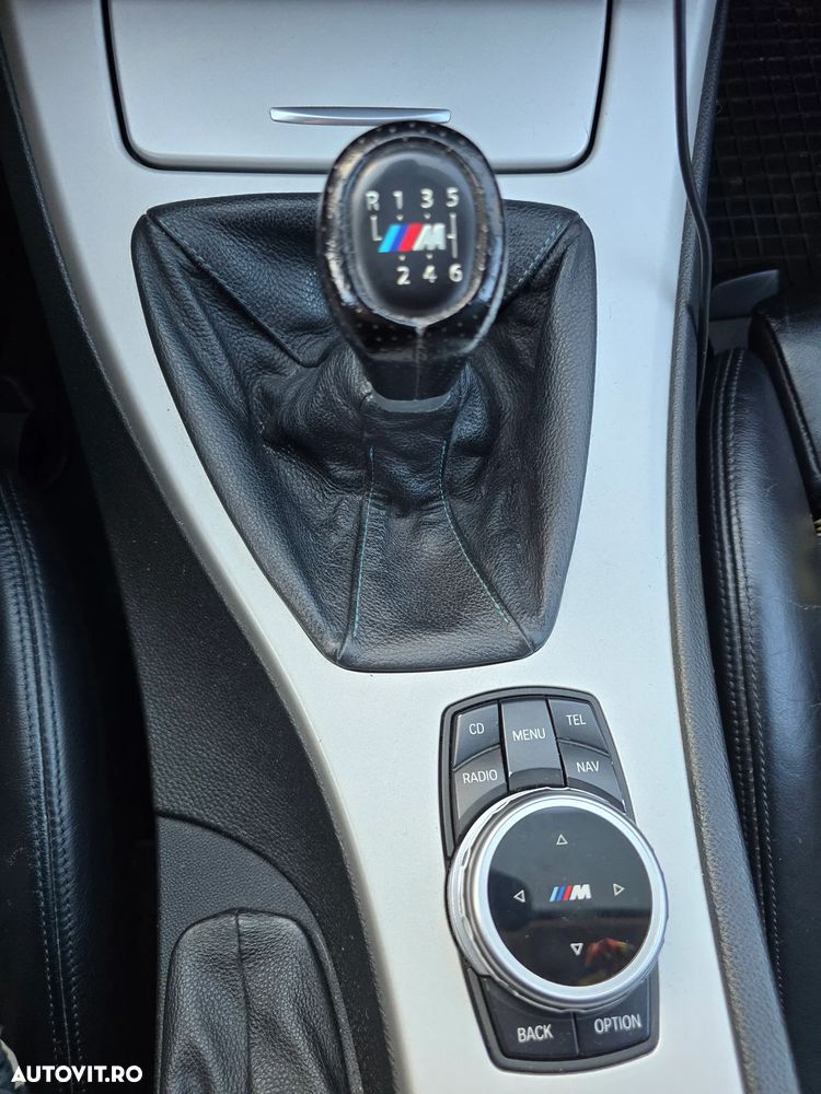 BMW Seria 3 320d - 22