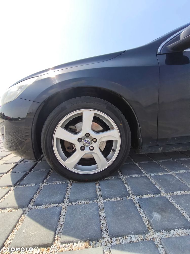 Volvo V60 D3 Summum - 20
