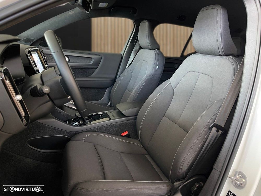 Volvo XC 40 Recharge 69 kWh Single Motor Core - 5