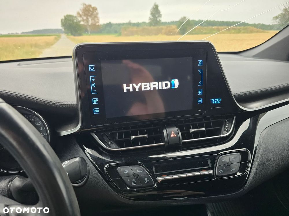 Toyota C-HR Style Selection - 12