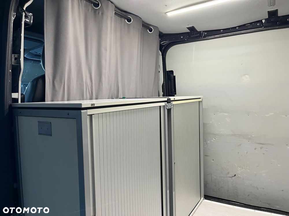 Volkswagen Crafter - 13