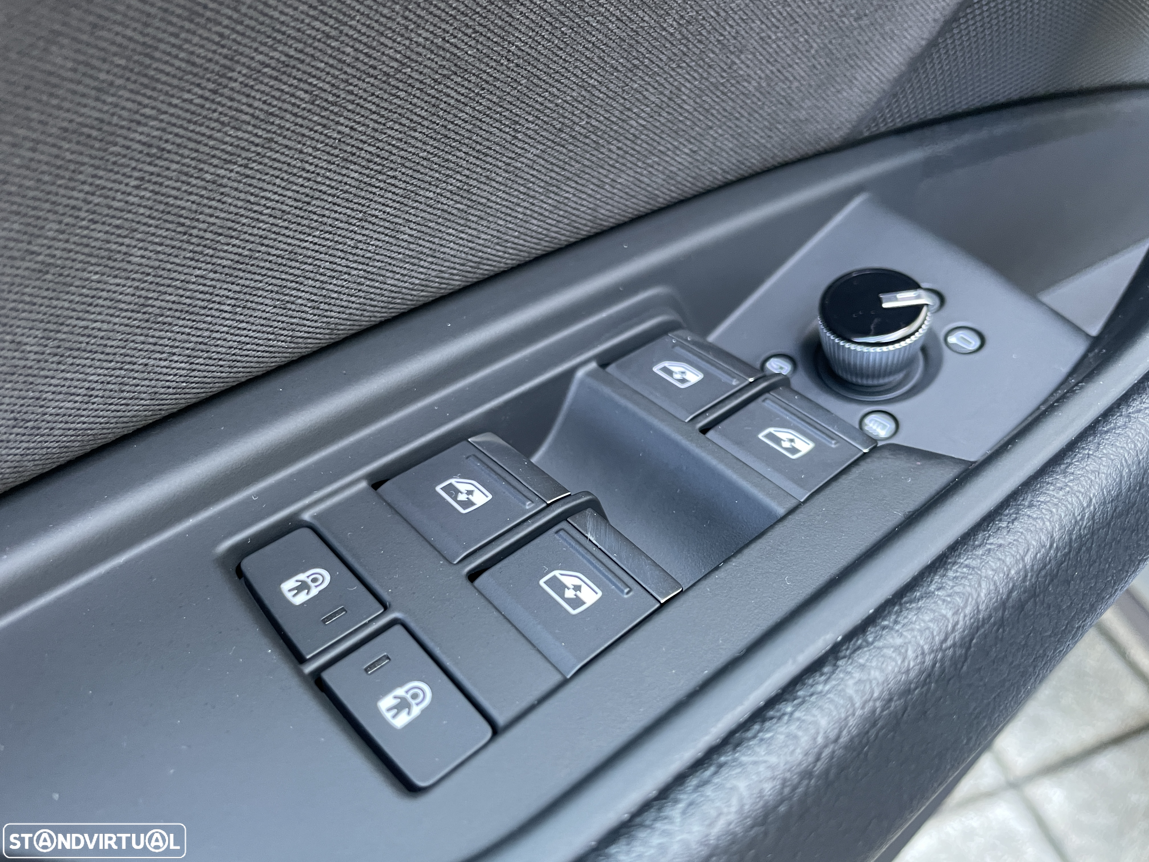 Audi Q8 e-Tron 55 quattro Advanced - 17