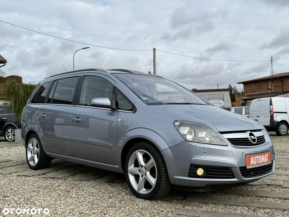 Opel Zafira - 15